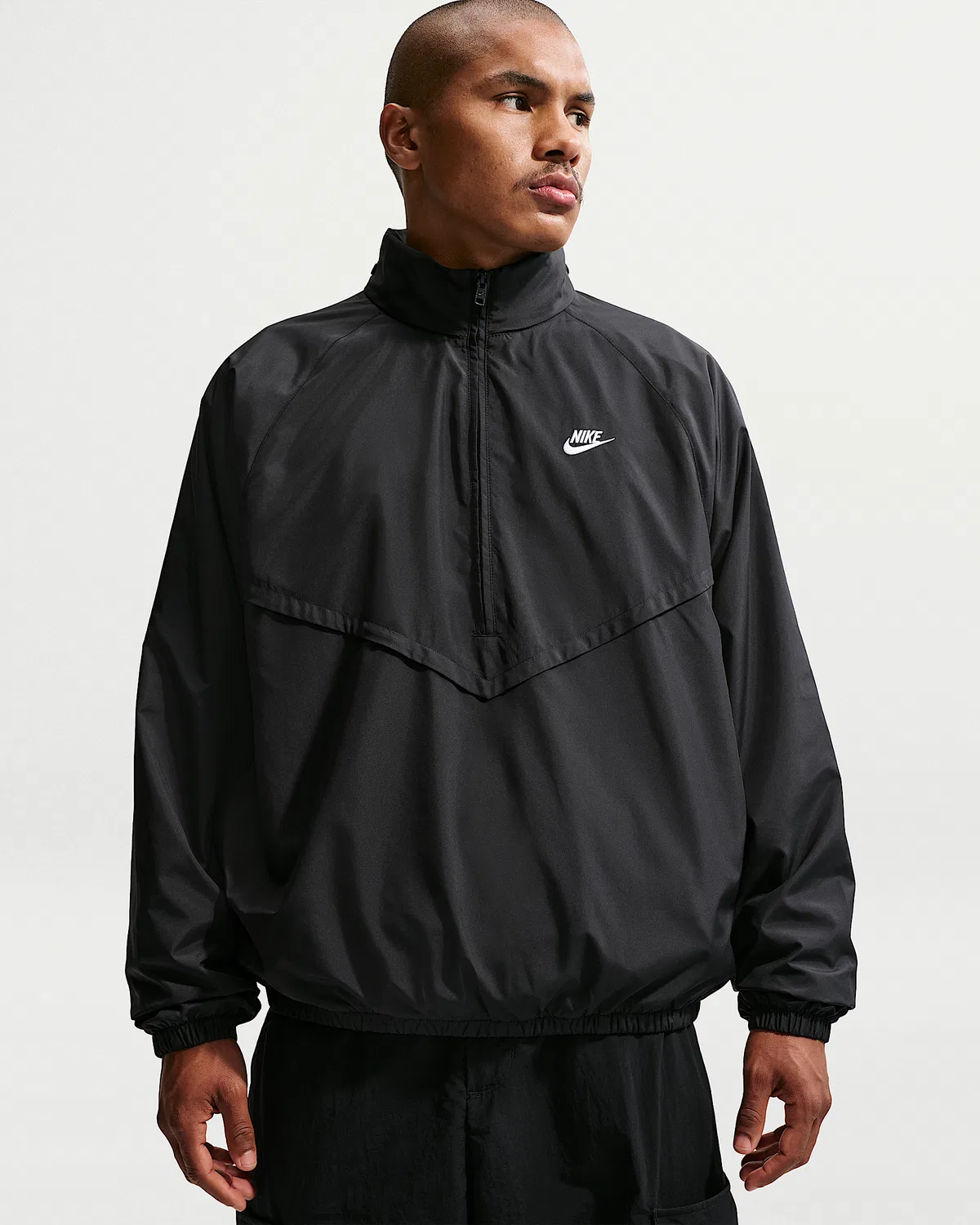 Мужская легкая куртка-полузастежка Nike Windrunner, Black/White