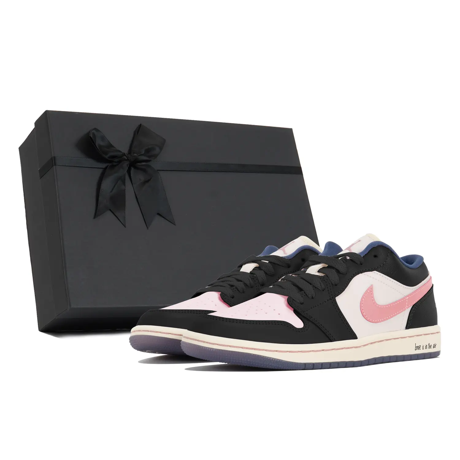 

Кроссовки Air Jordan 1 Vintage Basketball Shoes Women's Low-top Pink, белый