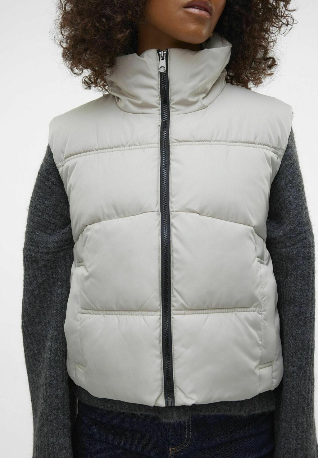

Жилет VMKLEA Vero Moda, серебристый