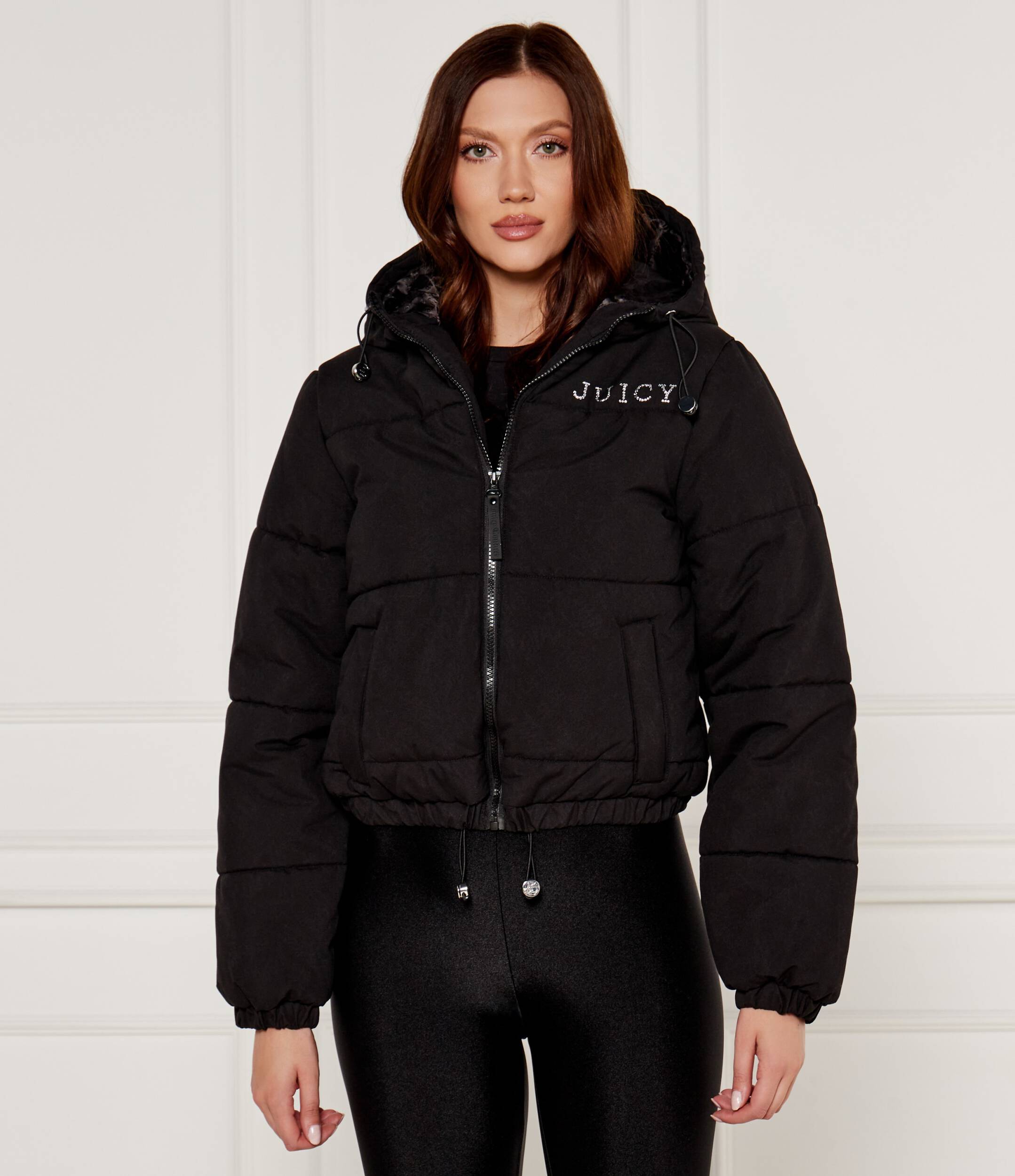 

Куртка Juicy Couture MARGIE PUFFER Cropped Fit, черный