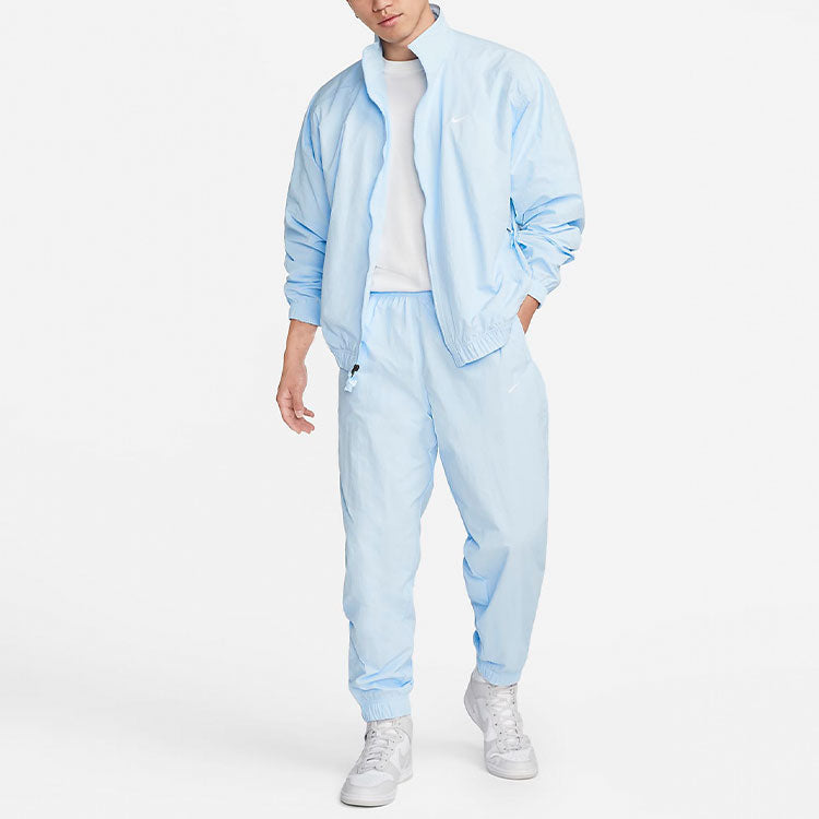 Спортивные брюки Nike Solo Swoosh Woven Track Pant 'Light Blue' DQ6572-441, синий — фото 2