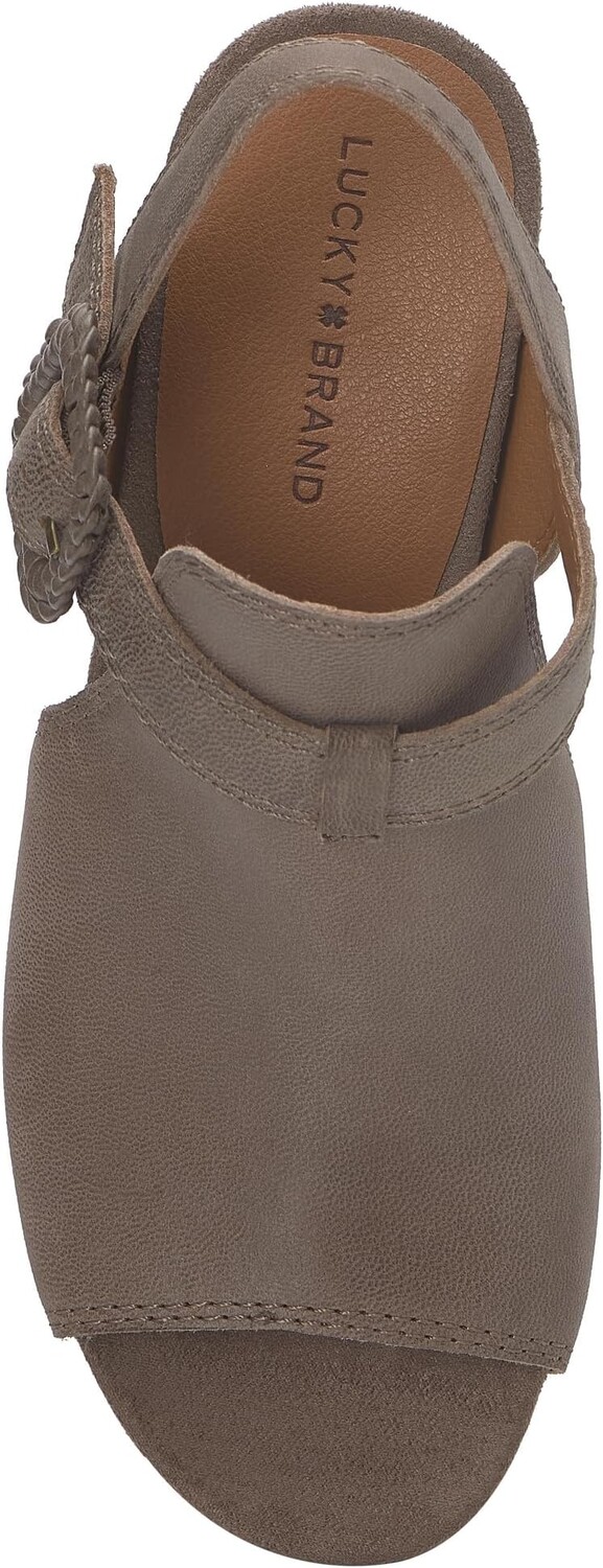 Сандалии Lucky Brand Juliane Cutout Heeled Sandal, цвет Coffee Quartz — фото 2