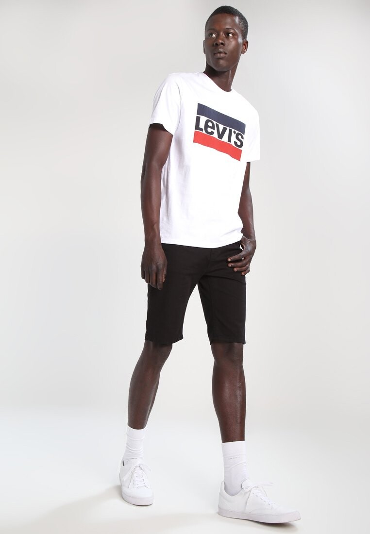 футболка с принтом Sportswear Logo Tee Levi's, белый — фото 2