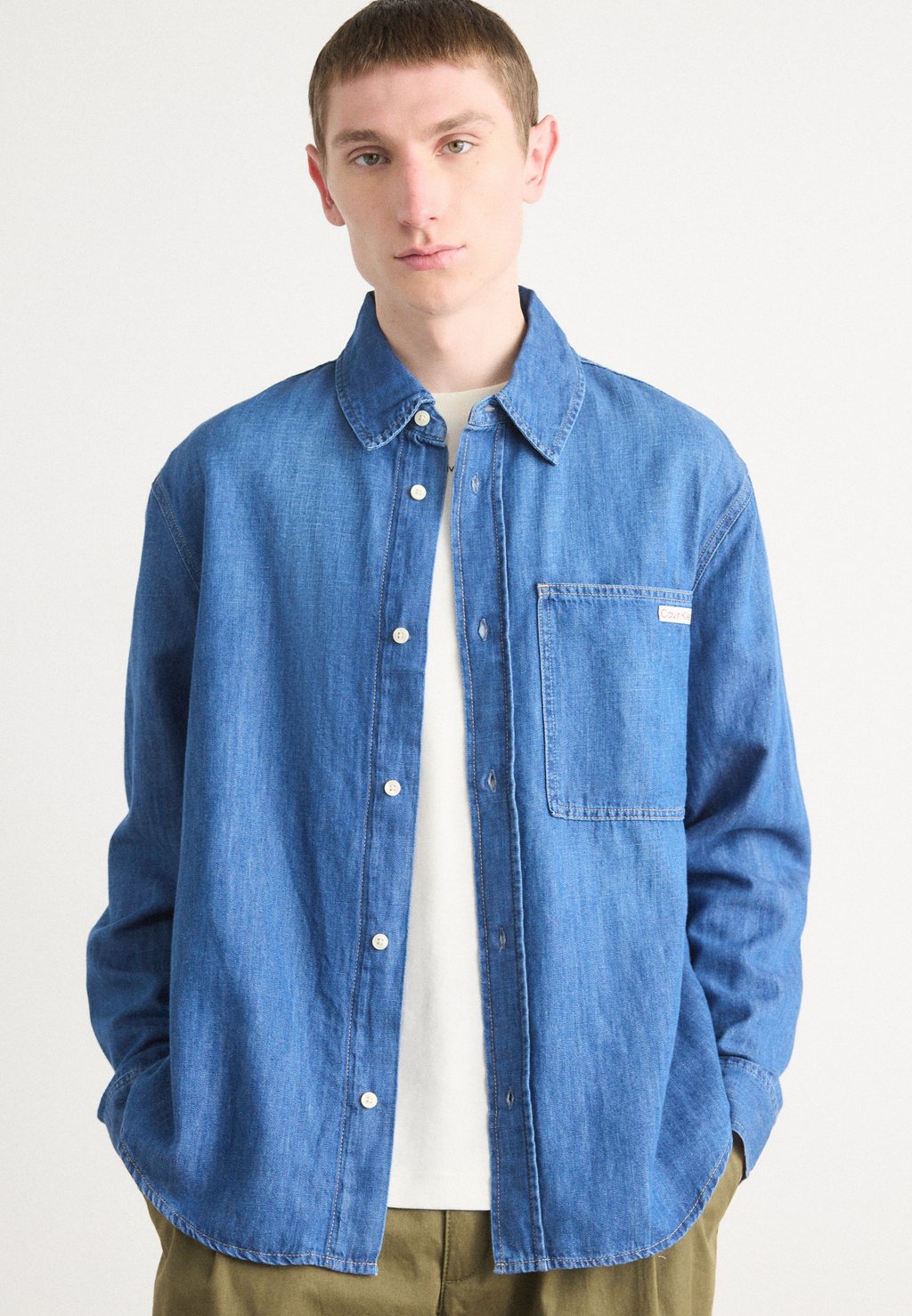 

Рубашка REGULAR LINEAR SHIRT Calvin Klein Jeans, цвет Denim Medium