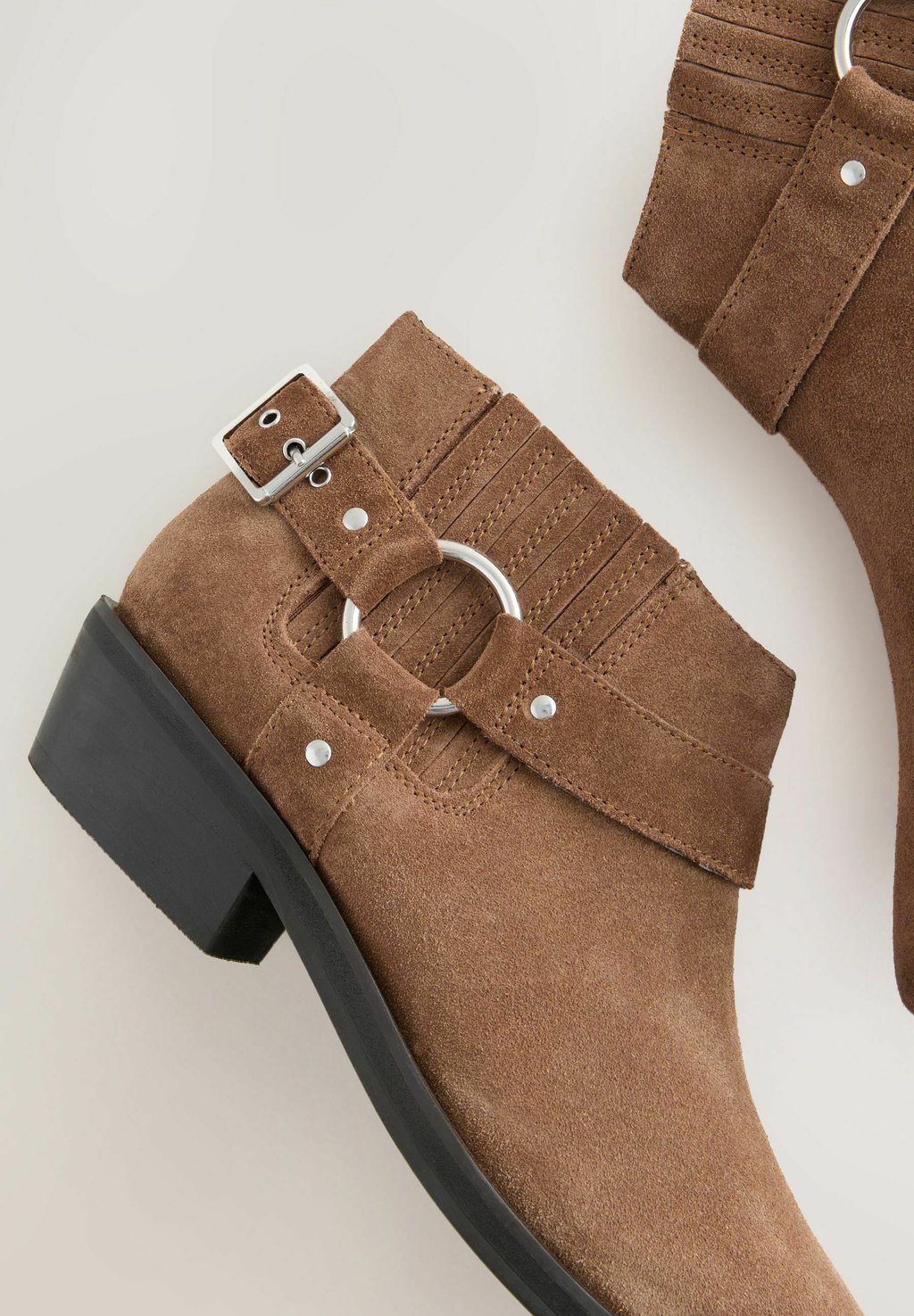 Ковбойские/байкерские ботинки по щиколотку FOREVER COMFORT HARNESS BUCKLED WESTERN Next, коричневый — фото 4