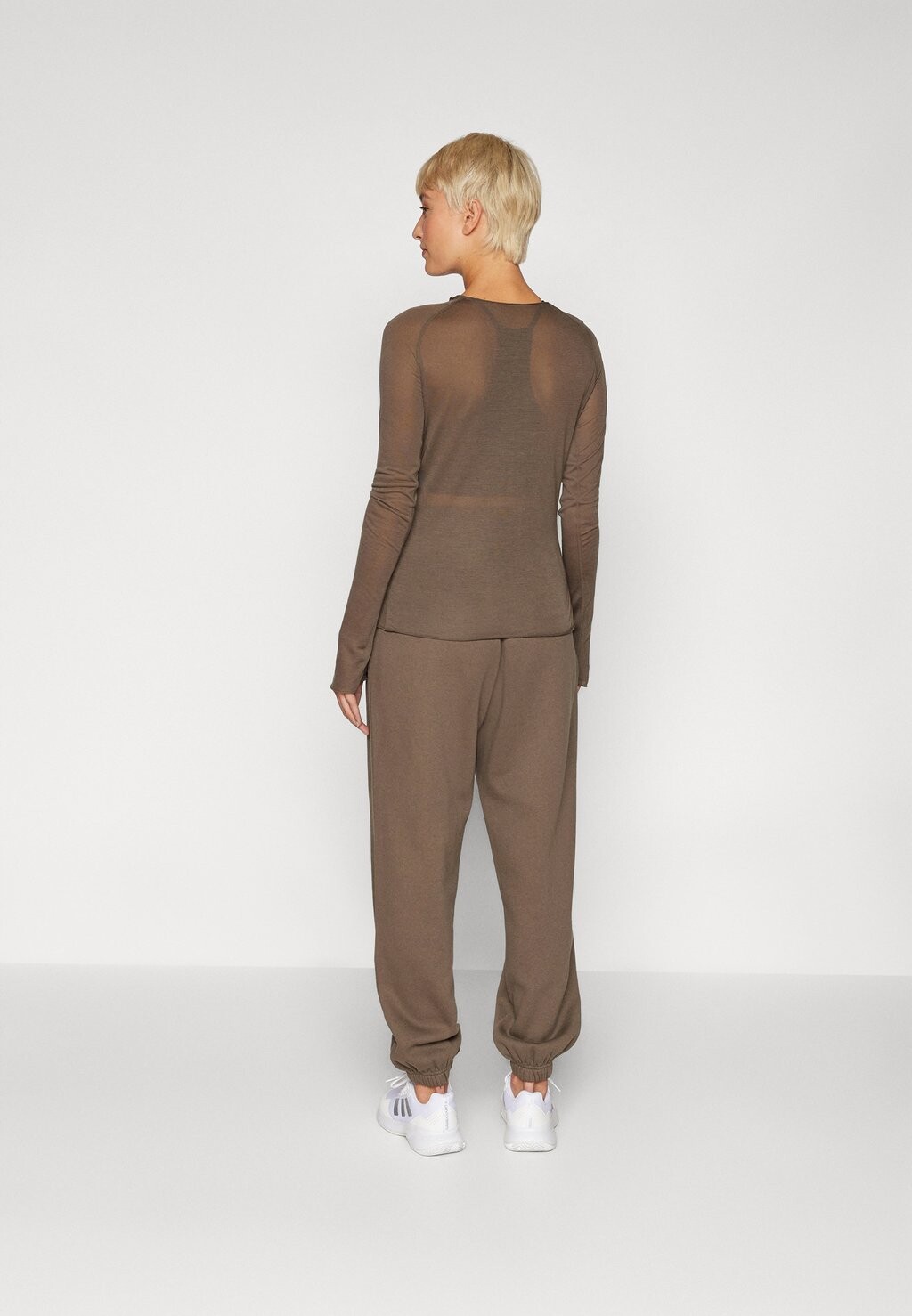 

Спортивные брюки STUDIO OVERSIZED PANTS Björn Borg, коричневый