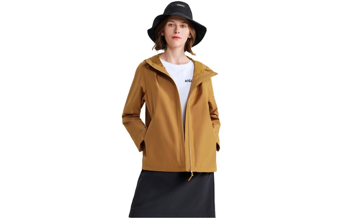 

Ветровки женские Aigle, цвет Spice gold