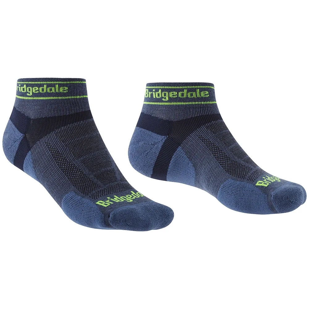 

Носки Bridgedale Ultralight T2 Merino Sport Low, синий