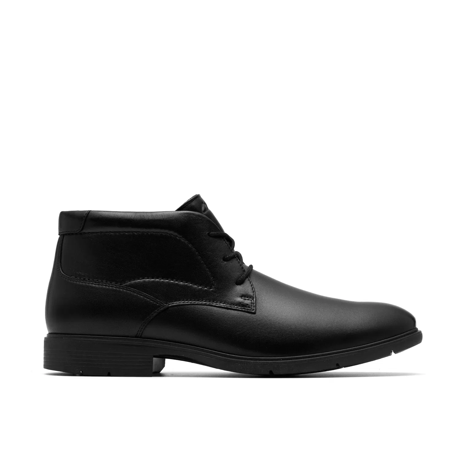 Ботинки кожаные шнурованные Clarks, черный