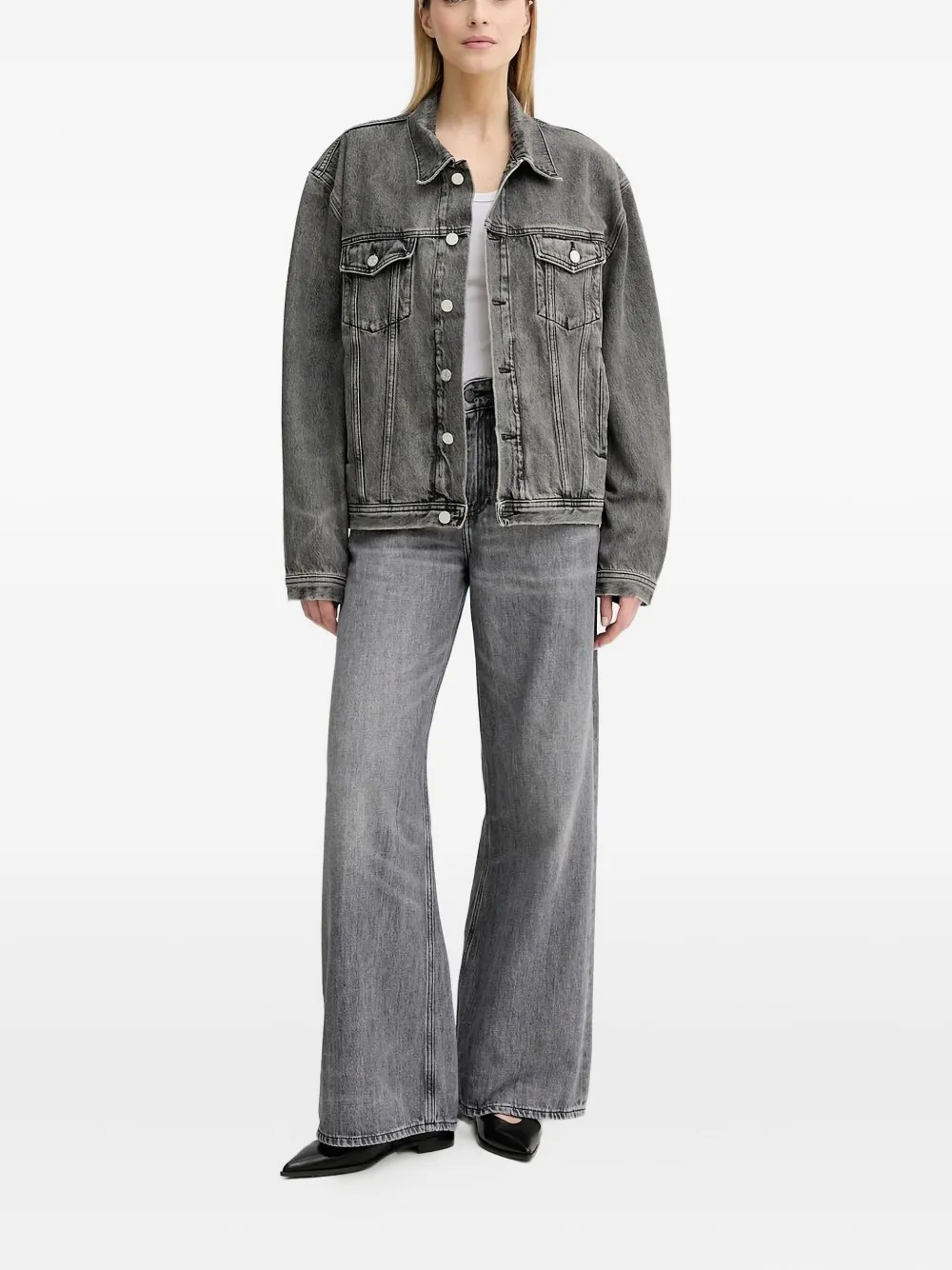 

Джинсы с нашивкой-логотипом Won Hundred, серый