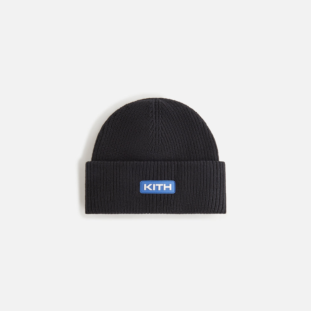 

Бейсболка Kith Women Mia Beanie With Rubber Patch, черный