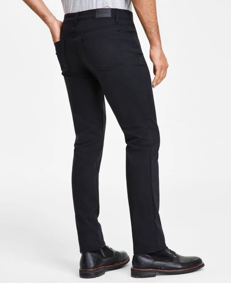 Мужской комплект: брюки CK Move 365 Slim-Fit Performance Stretch и рубашка с длинными рукавами из шамбре Slim-Fit на пуговицах Calvin Klein, черный — фото 4