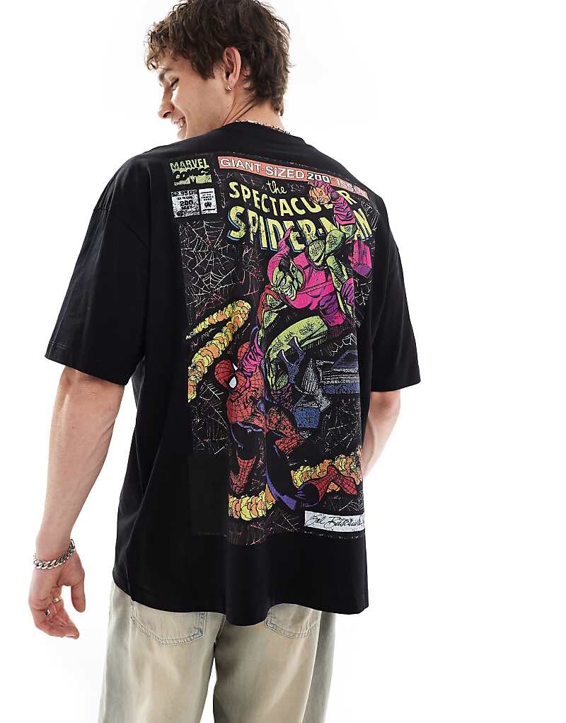 

Черная футболка унисекс свободного кроя ASOS DESIGN – Marvel – с принтами в виде комиксов о Человеке-пауке