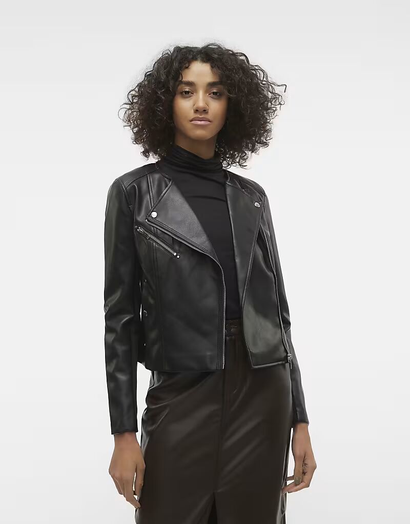 

Куртка Vero Moda черного цвета