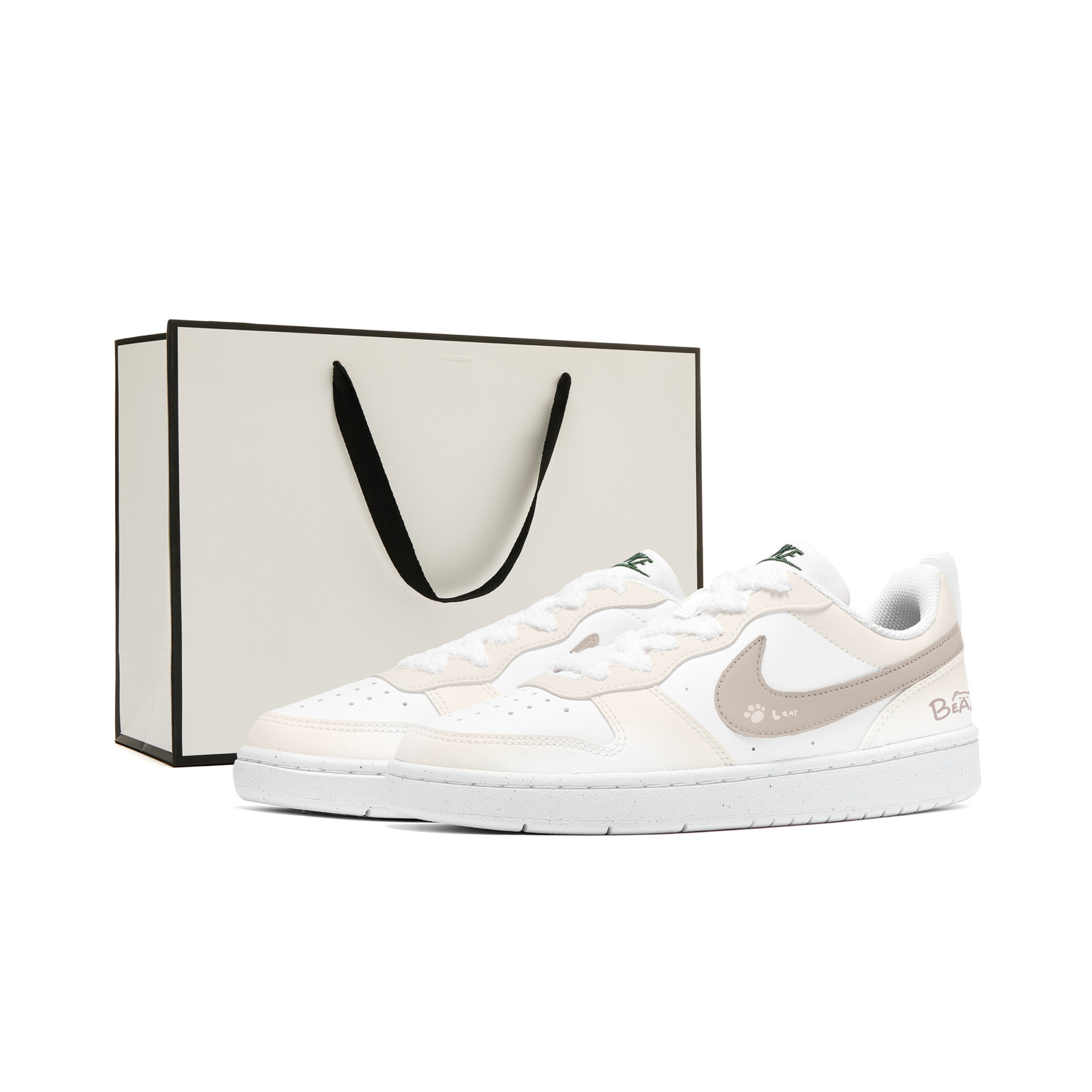 

Nike Кроссовки для скейтбординга Court Borough с устойчивой к истиранию амортизацией и дышащим верхом, низкие, для детей, коричневые и белые, для подростков