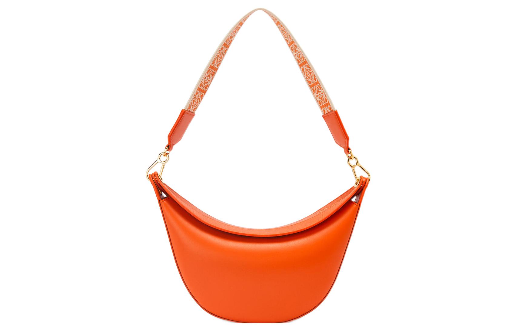LOEWE Маленькая лунная сумка из сатинированной телячьей кожи и жаккарда оранжевого цвета — фото 3