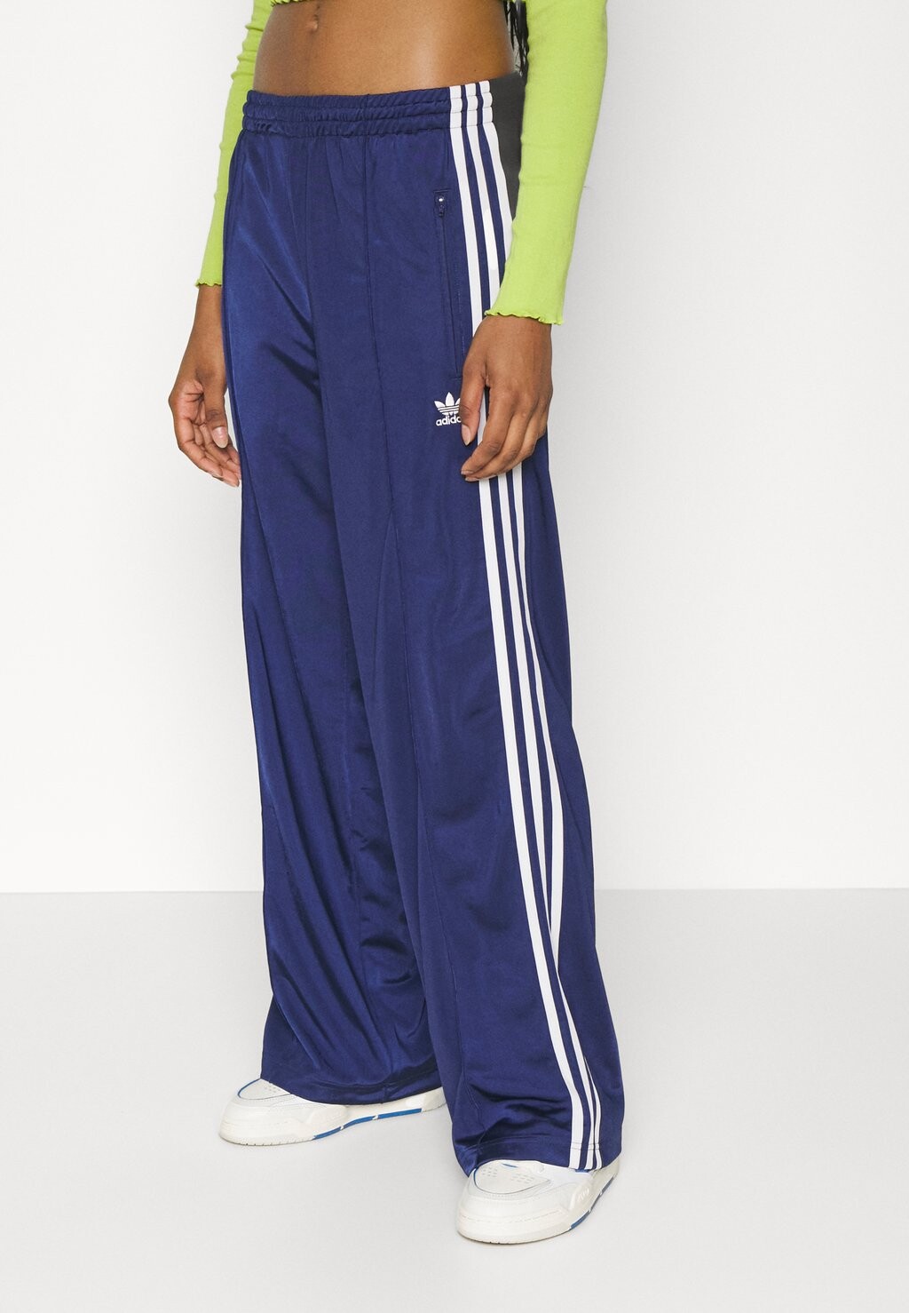 Спортивные штаны Firebird Loose adidas Originals, темно-синие — фото 2