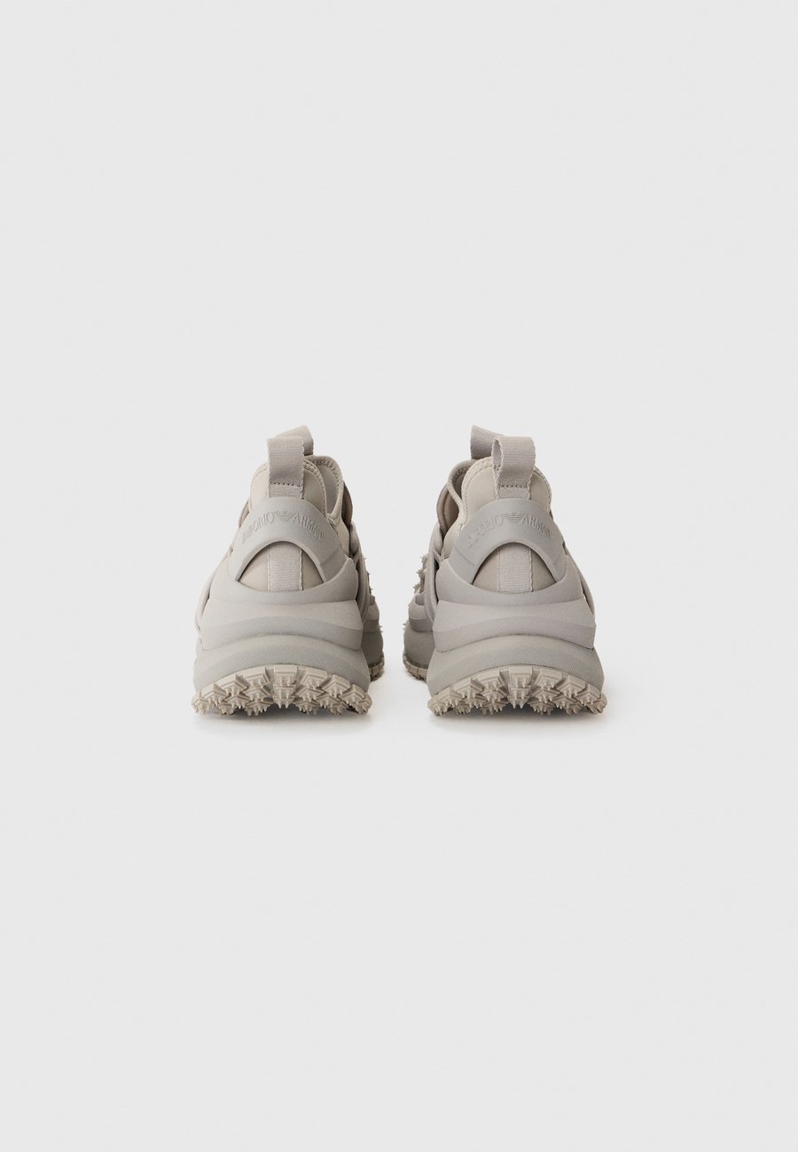 Кроссовки Emporio Armani Trainers, Rope/Beige — фото 3