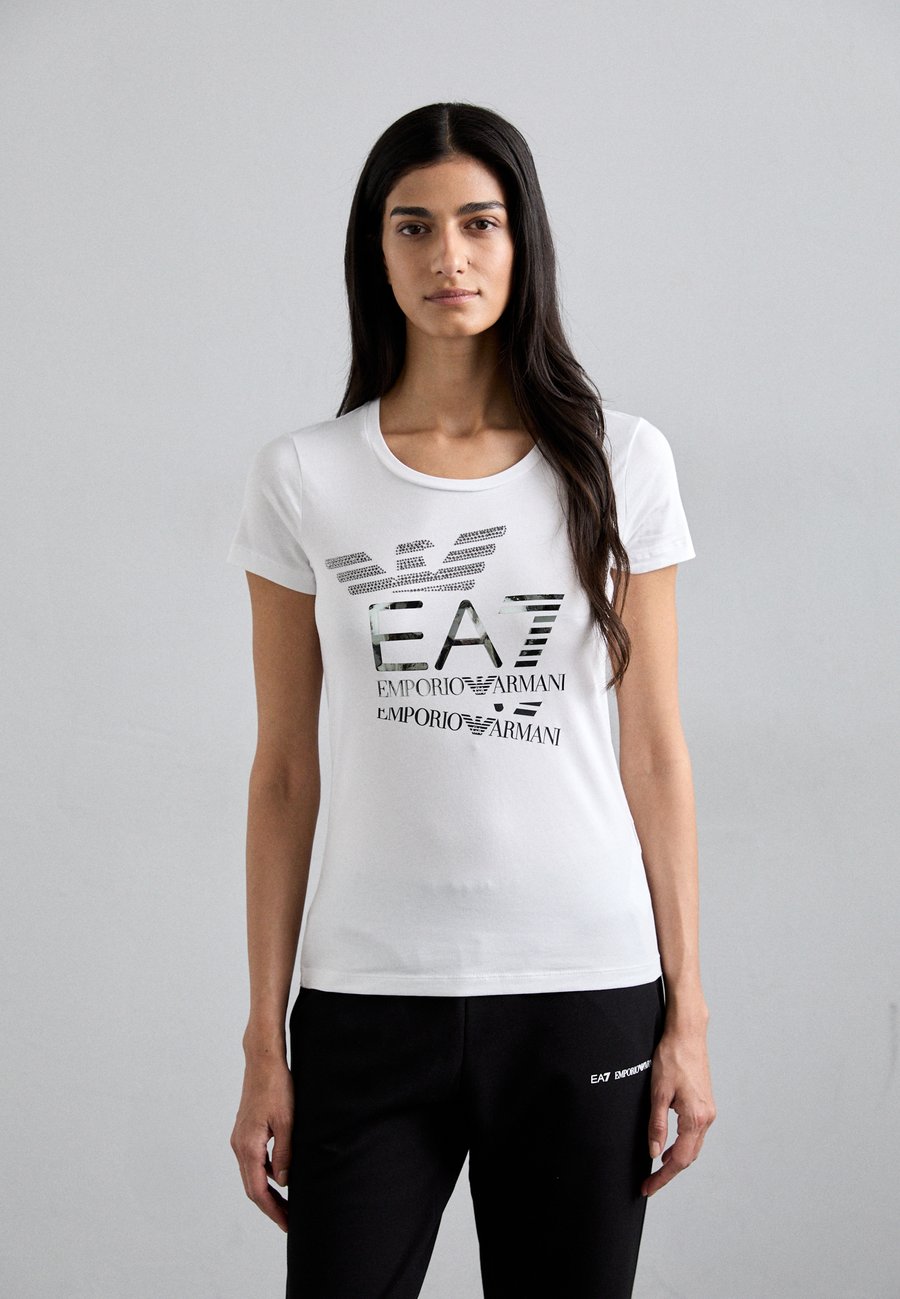 

Спортивная футболка EA7 Emporio Armani Print T-shirt, White