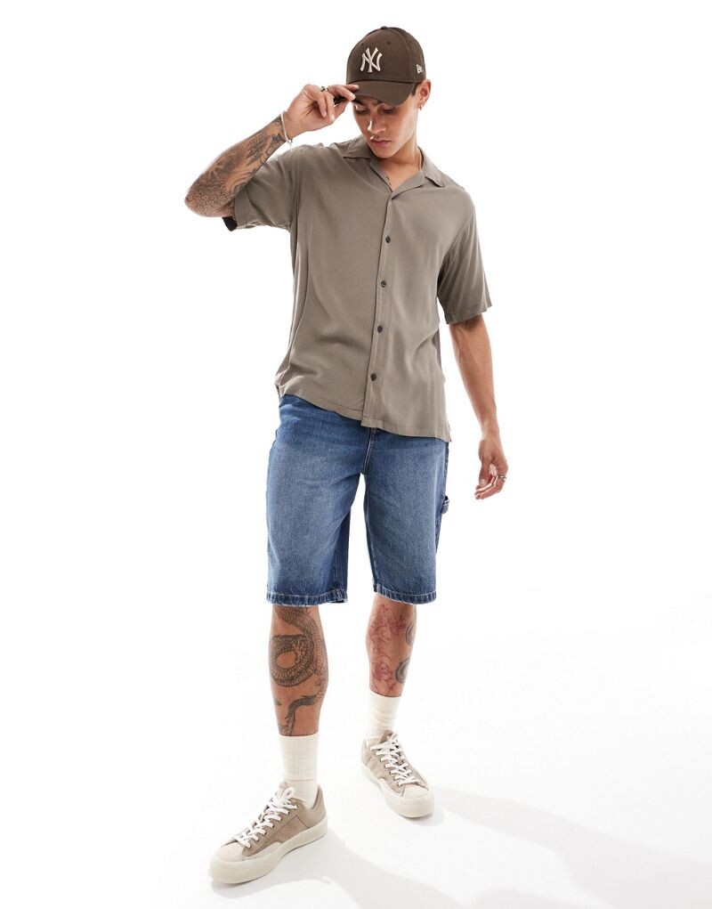 

Jack & Jones – коричневая рубашка с лацканами