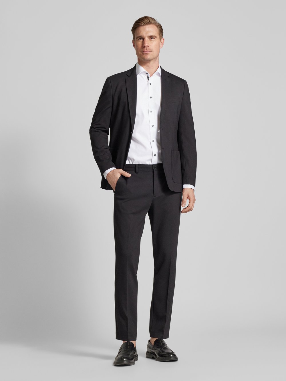 

Рубашка делового покроя Regular Fit из материала Uni Solid ETERNA, белый