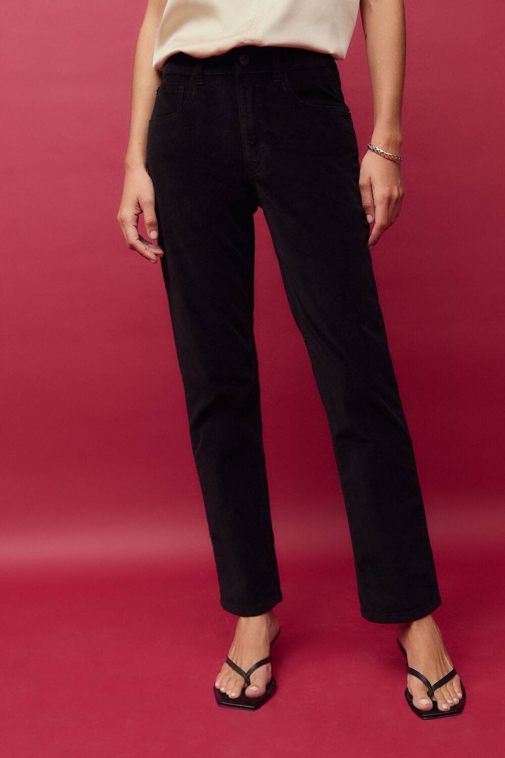 

Комфортные эластичные прямые джинсы Next, черный