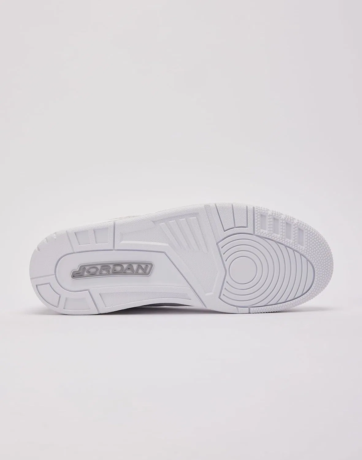 Мужские кроссовки Nike Air Jordan 3 Retro, White/Metallic Silver — фото 4