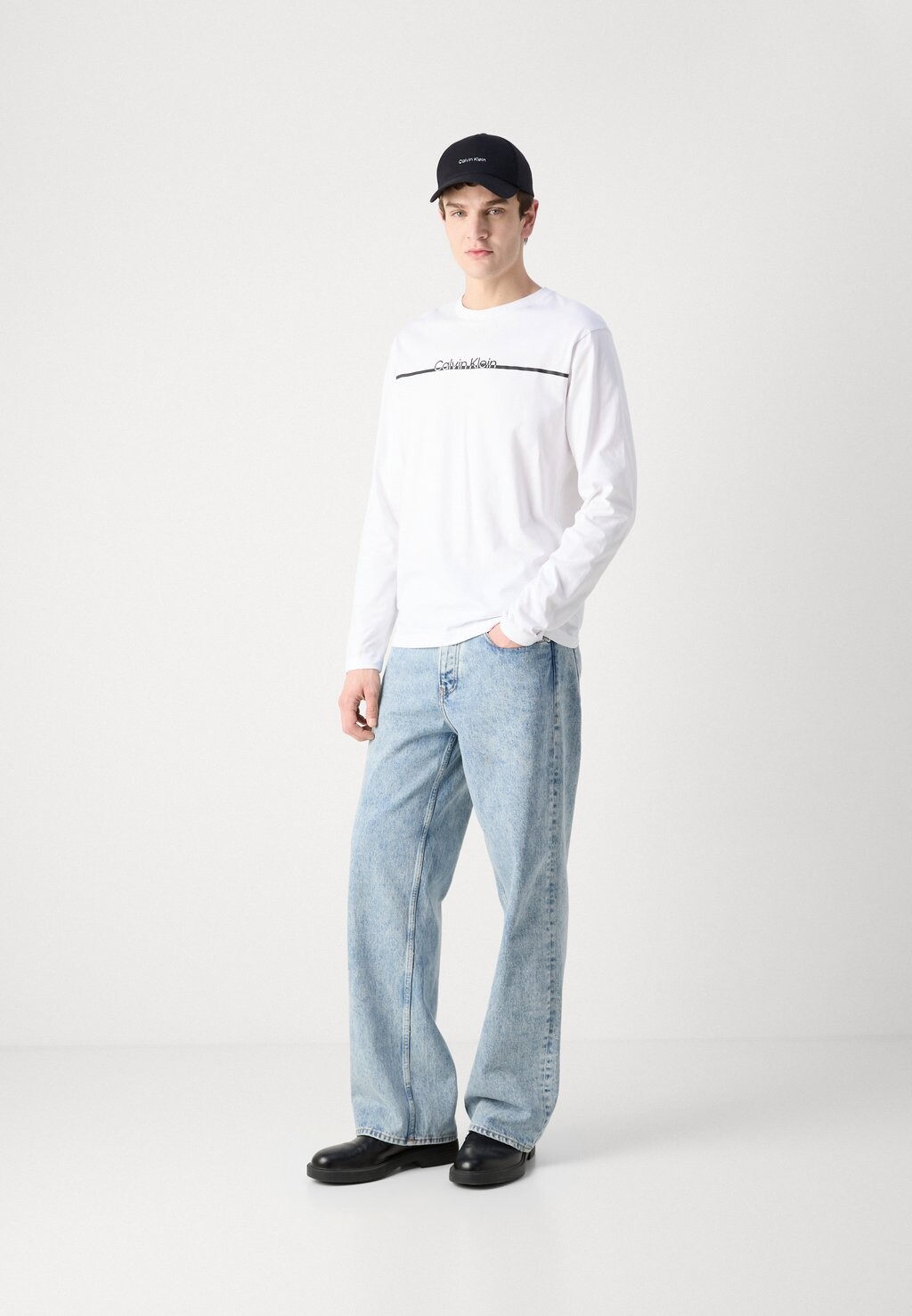 

Топ с длинными рукавами SPLIT LINE LOGO Calvin Klein, белый