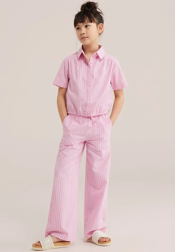 Блуза We Fashion, Pink