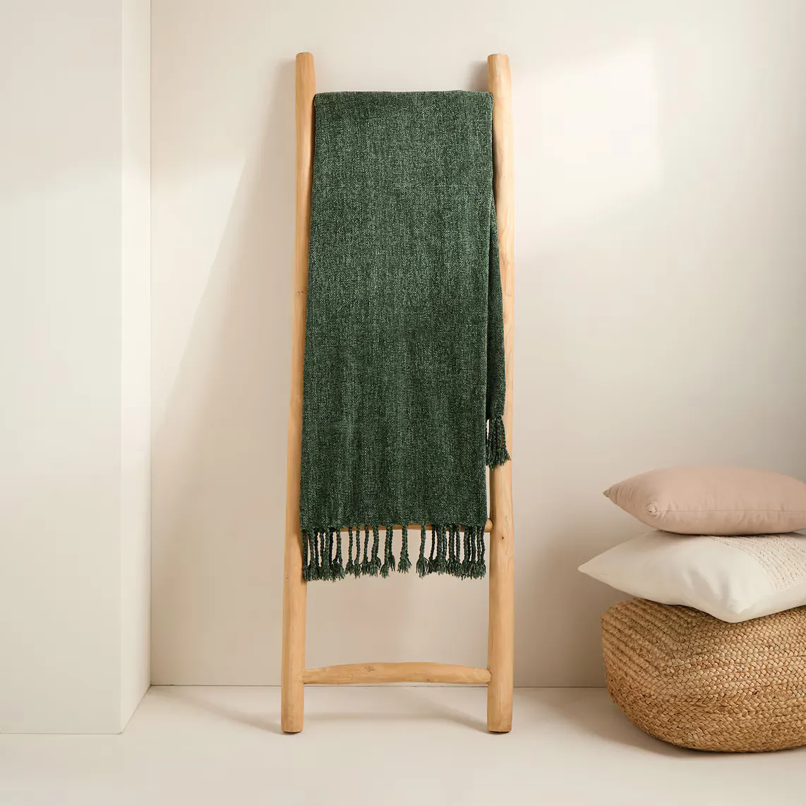 

Декоративное одеяло Chenille Plain Basics El Corte Inglés, зеленый