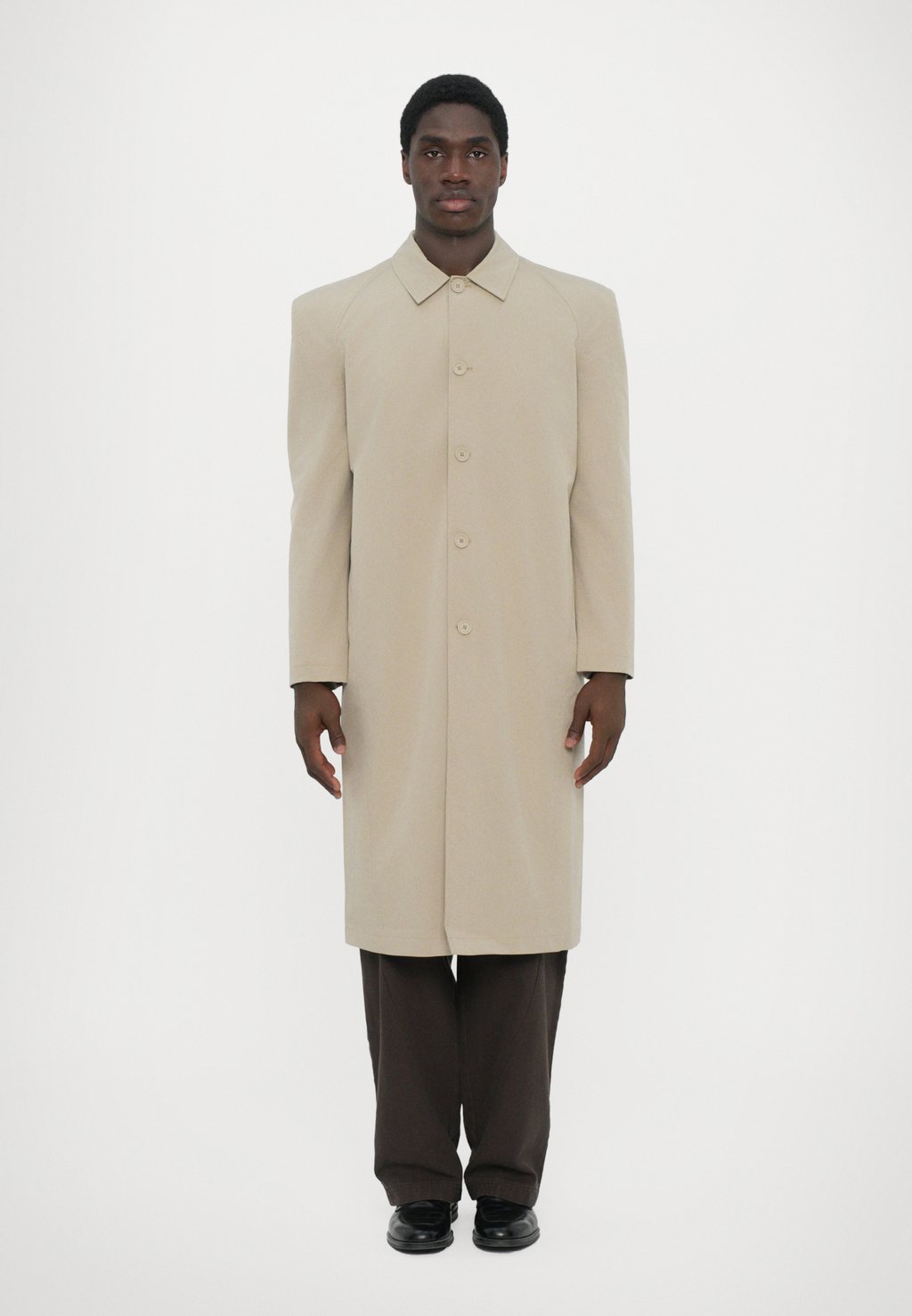

Классическое пальто TECHNICAL LONG COAT Han Kjøbenhavn, светло-коричневый