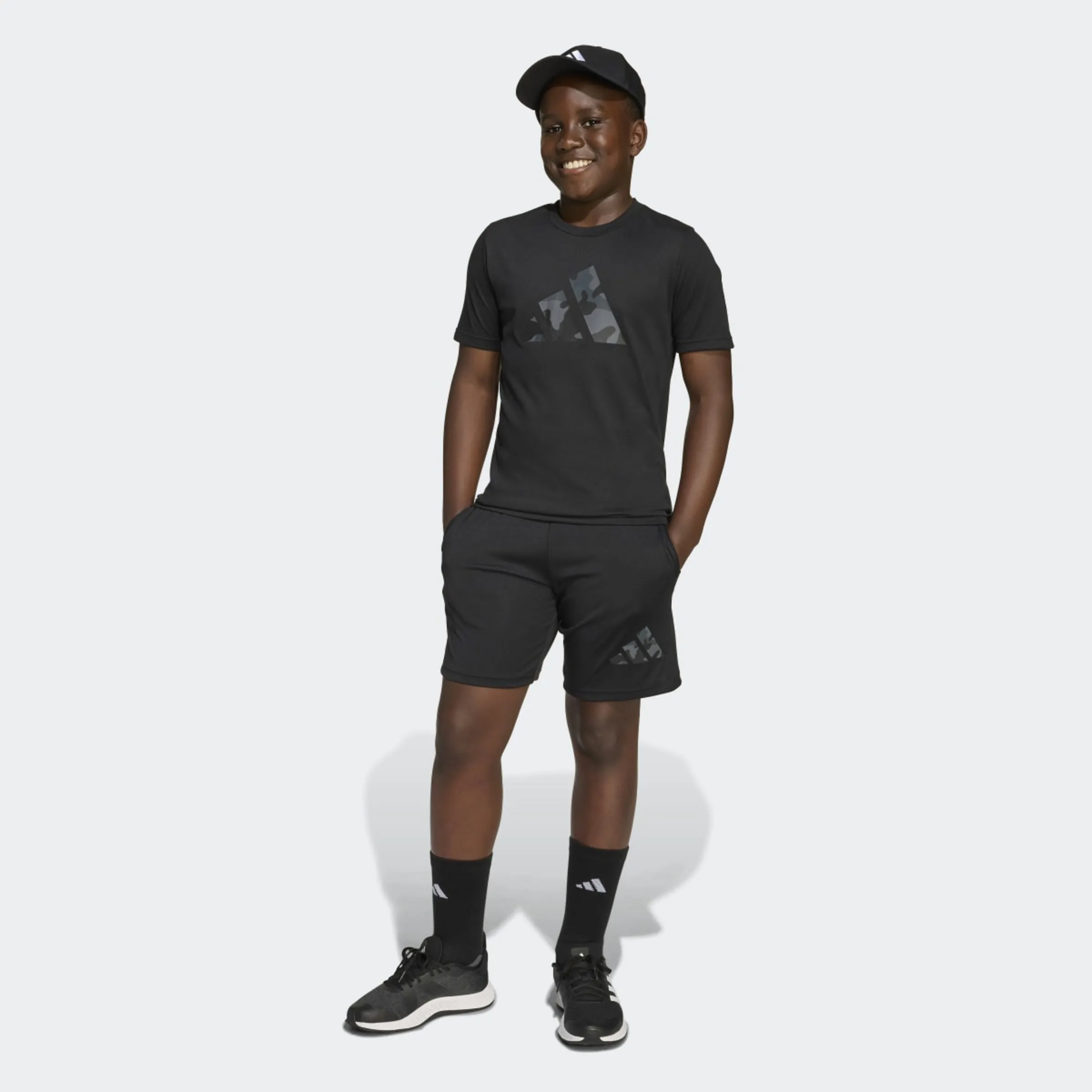 Детский комплект Train Essentials с камуфляжным принтом Adidas, черный — фото 3