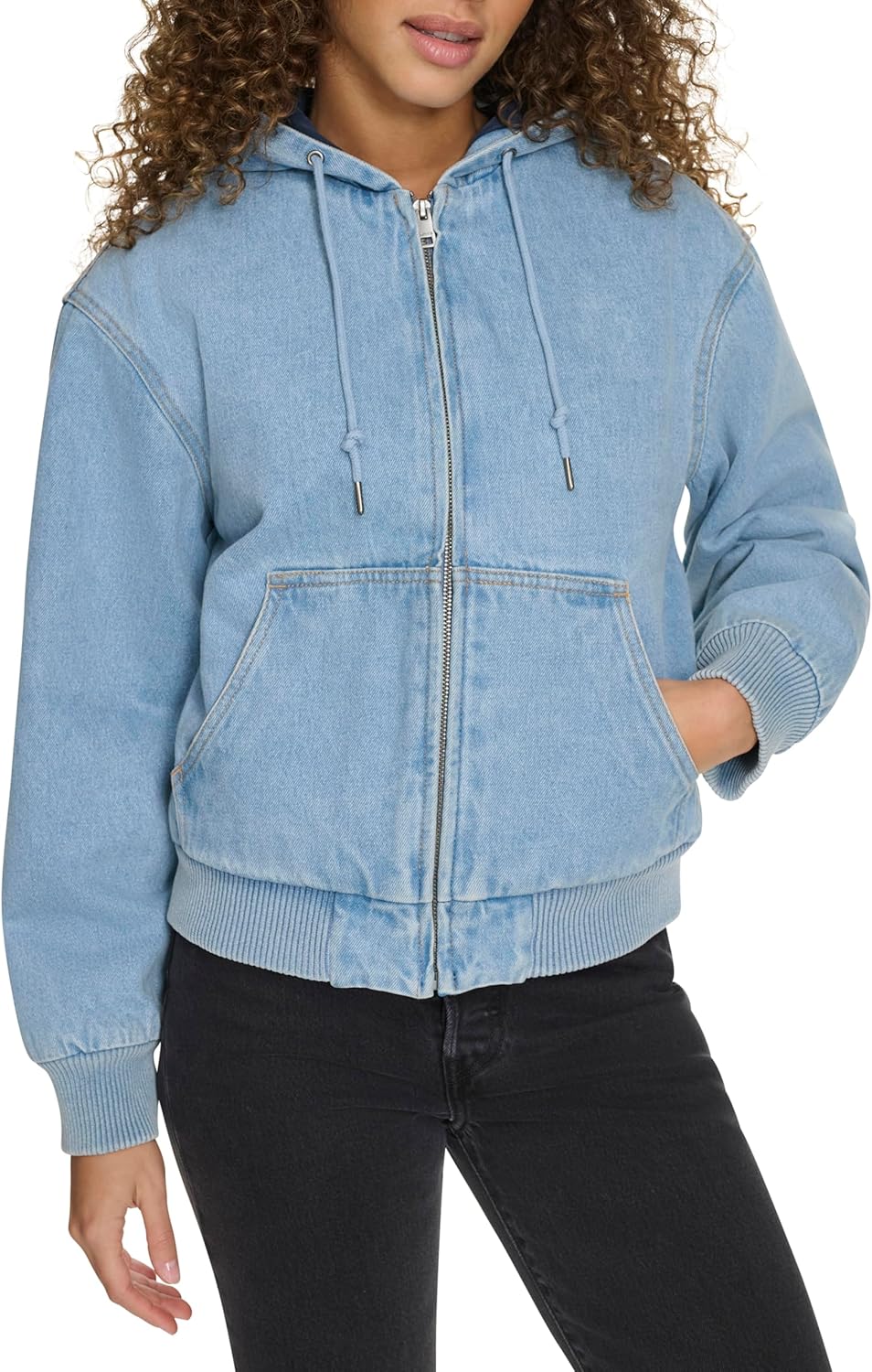 

Женская куртка-бомбер Levi's Workwear Hoody Bomber (стандартные и большие размеры), Light Wash Denim (Filled)