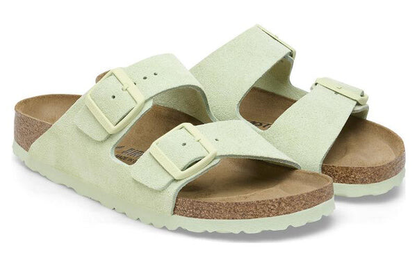 Тапочки arizona big buckle nubuk leather 'green' Birkenstock, зеленый — фото 3