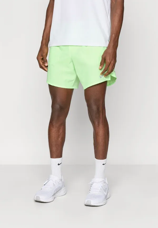 Шорты спортивные Nike Performance Stride short, цвет лаймовый взрыв/отражающий серебристый