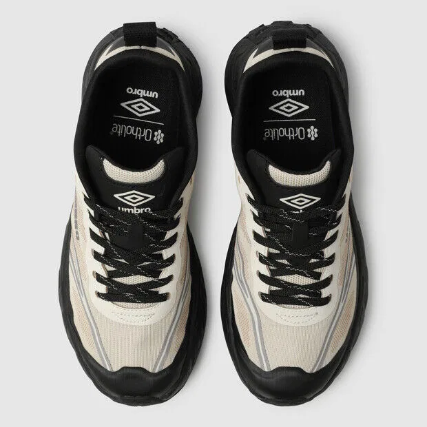 Мужские жёлтые спортивные кроссовки Regent от Umbro — фото 4
