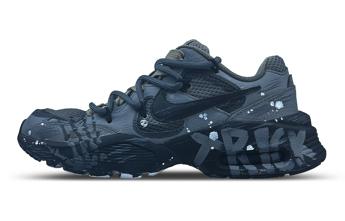 

Кроссовки Air Max Fusion женские с низким верхом серый/черный Nike