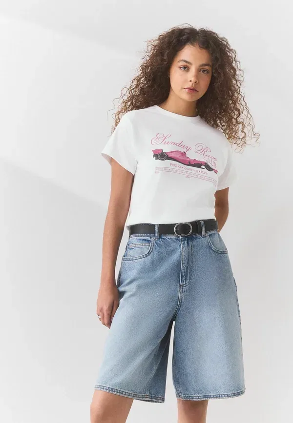 Футболка с круглым вырезом Next, Regular fit race car graphic fitted crew neck t-shirt, бело-розовый