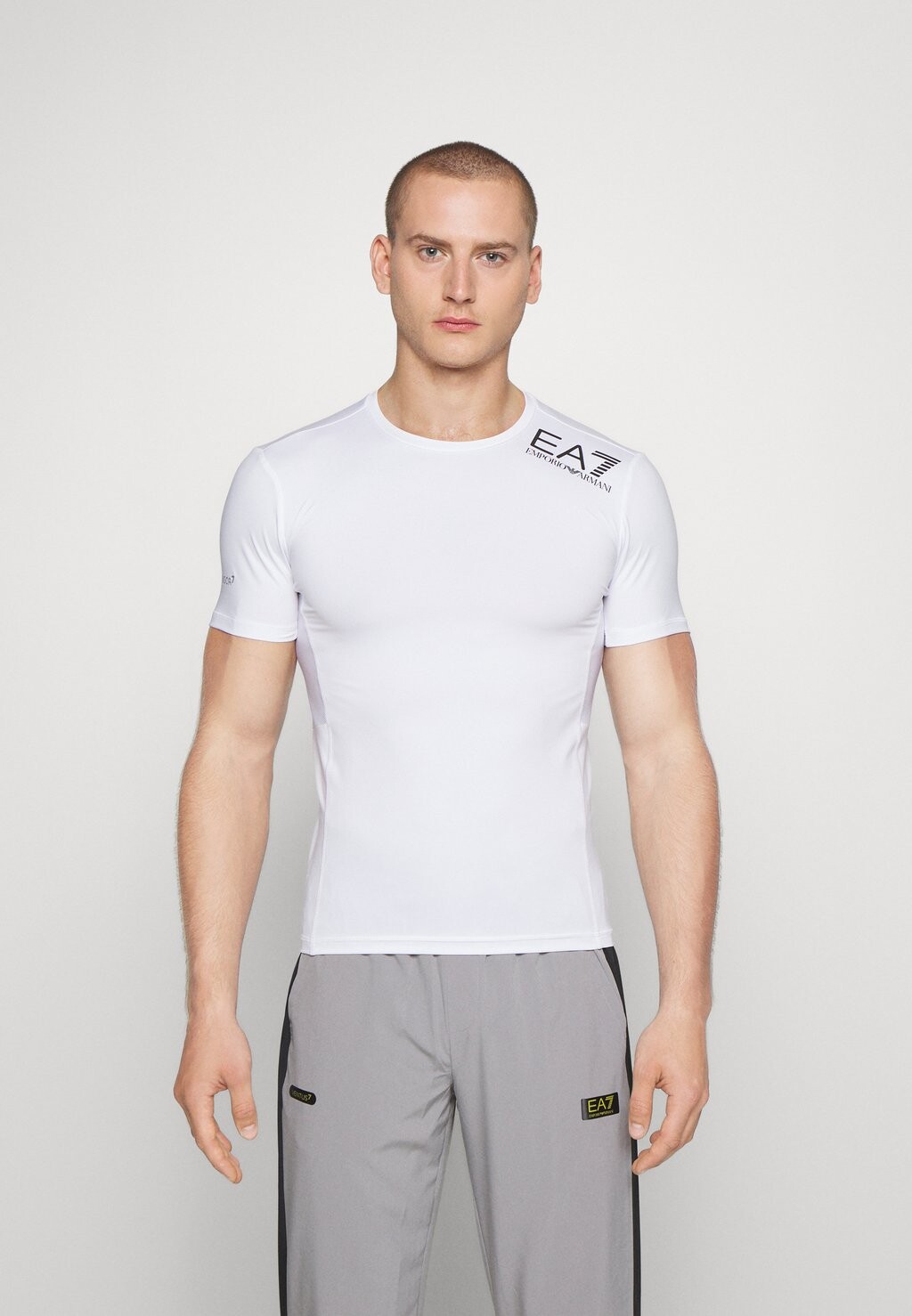 

Рубашка с принтом Armani Emporio VIGOR, цвет White, Серый, Рубашка с принтом Armani Emporio VIGOR, цвет White