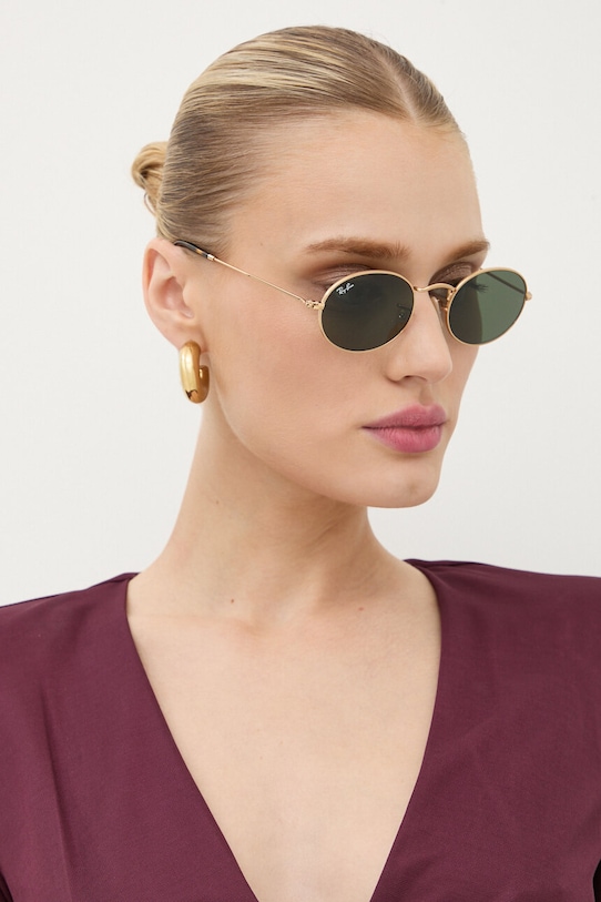 

Солнцезащитные очки OVAL Ray-Ban, золотой