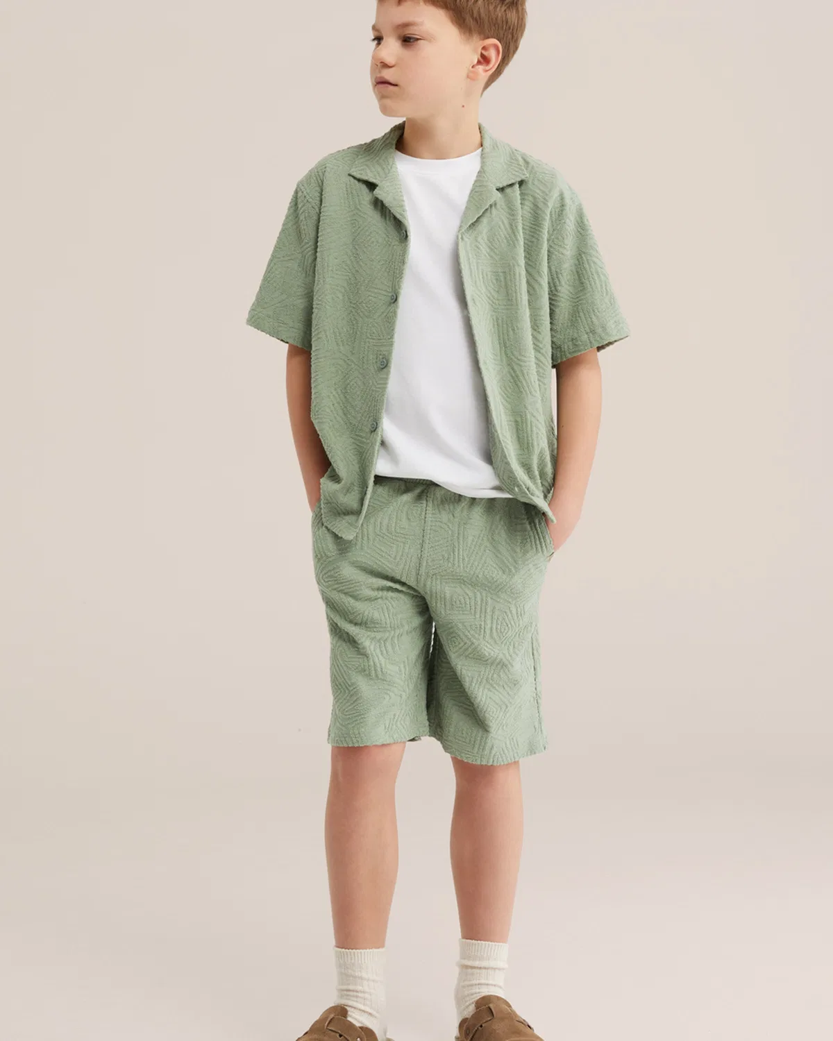 Рубашка на пуговицах We Fashion Comfort fit, светло-зеленый — фото 4