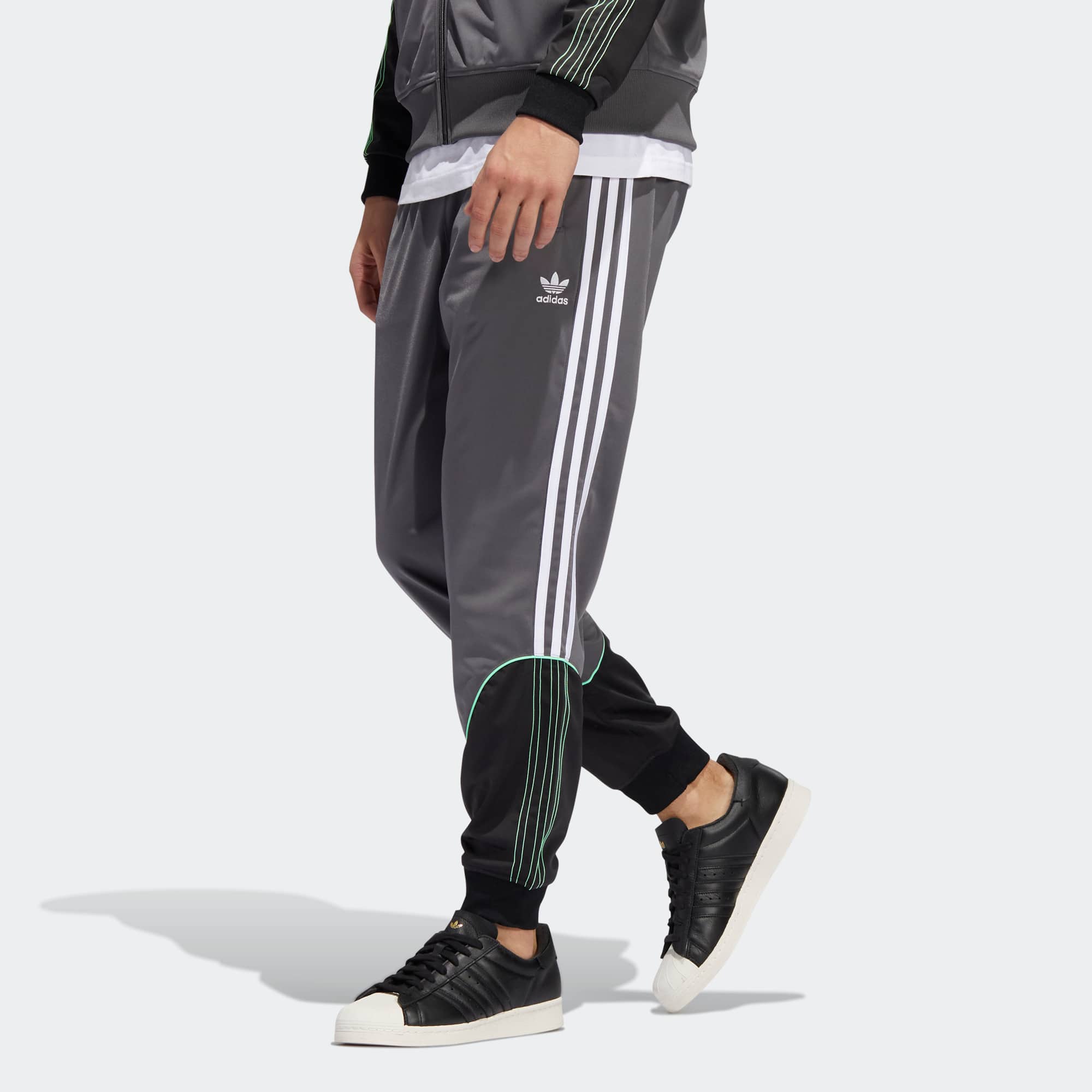 Спортивные брюки adidas originals Tricot Sst Tp Logo HI3006, серый — фото 4