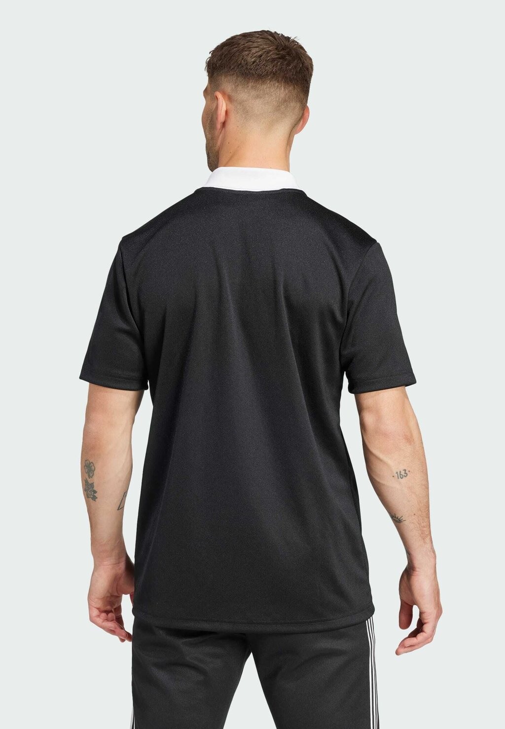 

Рубашка поло AEROREADY SHORT SLEEVE adidas Performance, черный