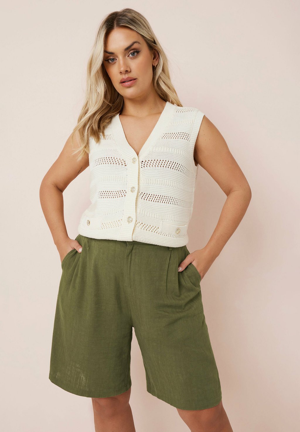 

Шорты Yours Clothing, хаки