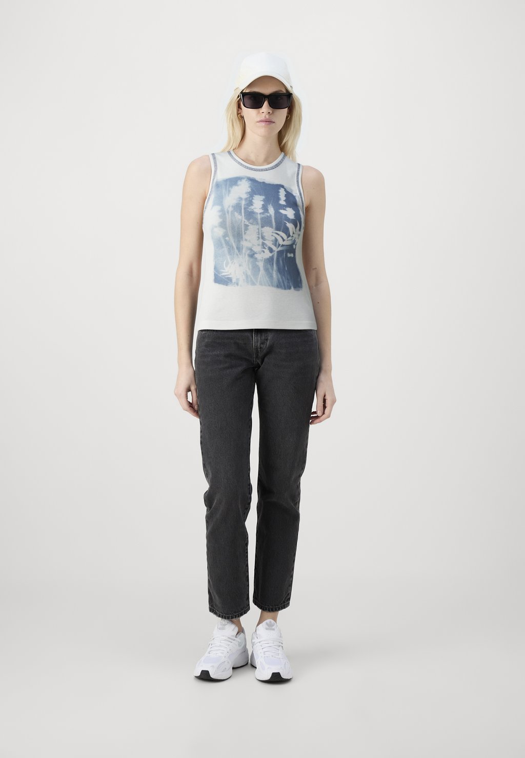 

Топ CYANOTYPE TANK BDG Urban Outfitters, белый