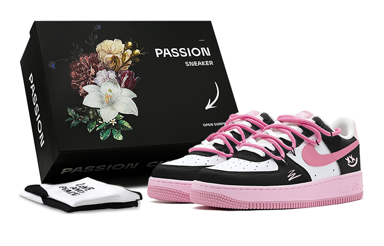 

Женские кроссовки для скейтбординга Nike Air Force 1, Pink