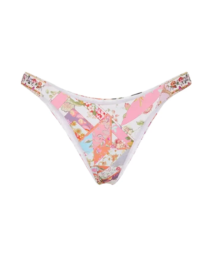 

Белые плавки от бикини с цветочным принтом, дерзкий крой. Camilla, розовый