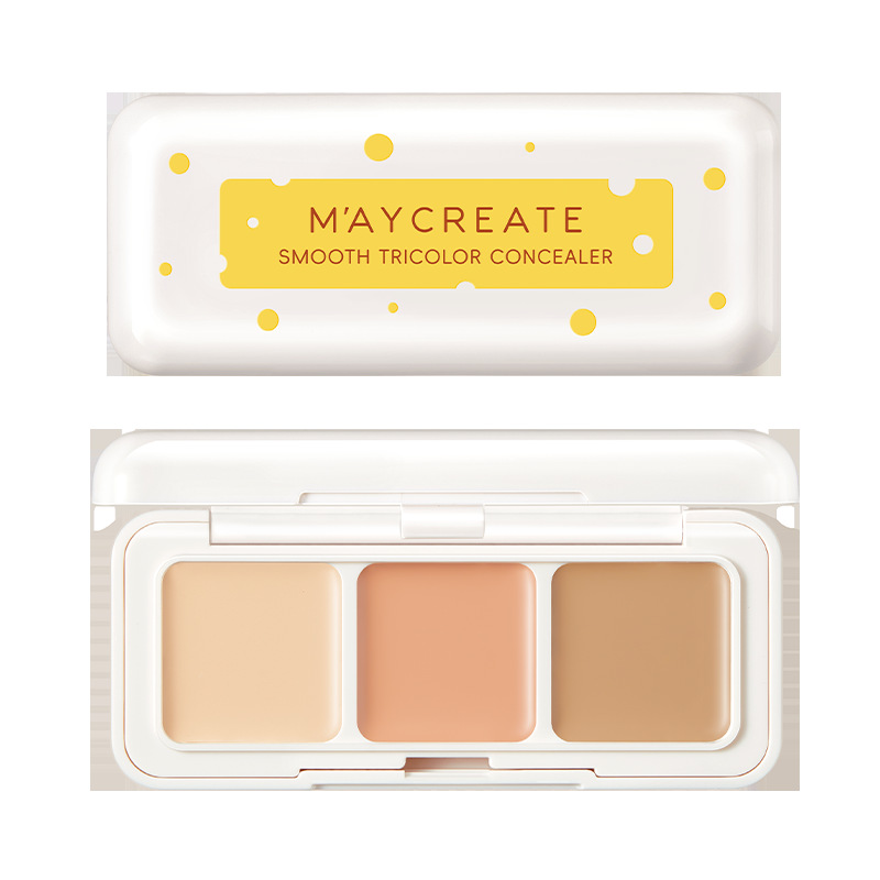 

Трехцветный крем-корректор Cheese легко растушевывается M'AYCREATE