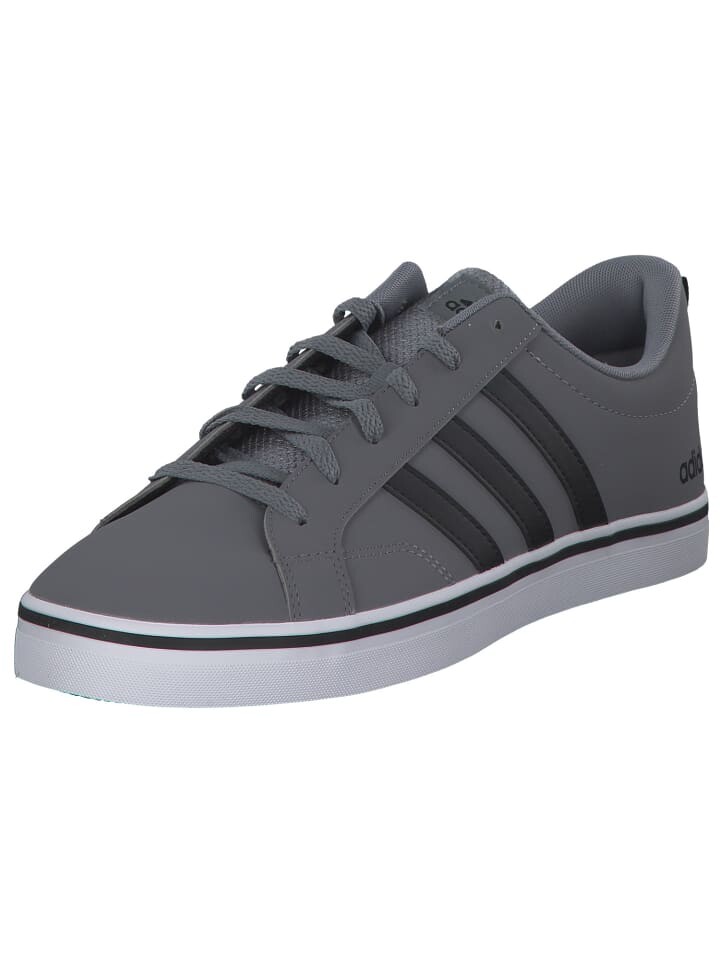 

Кроссовки на шнуровке adidas, цвет grey three/core black/ftwr whi