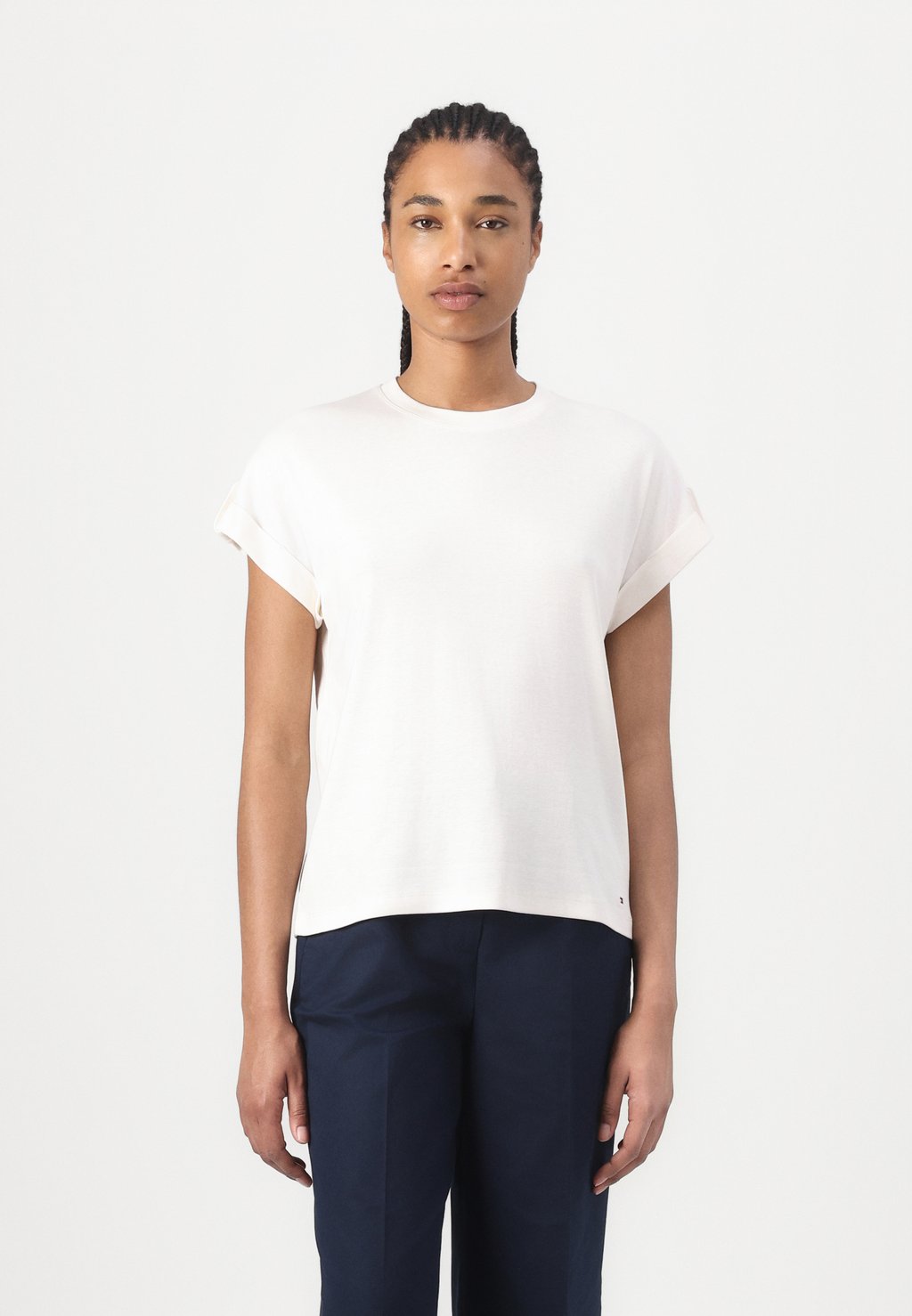 

Футболка с принтом GOLD BUTTON TEE Tommy Hilfiger, кремовый
